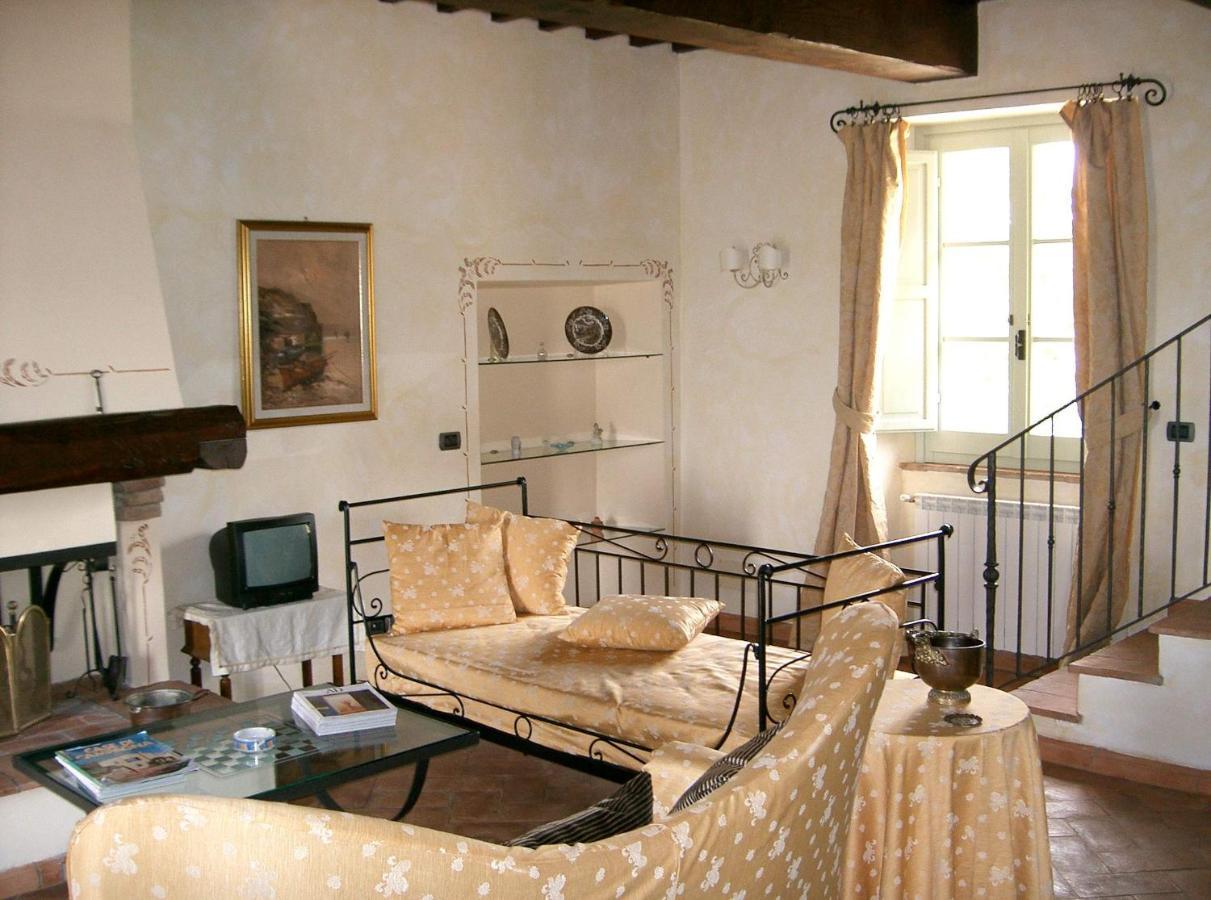 La Fonte Carducciana San Casciano dei Bagni Exterior foto